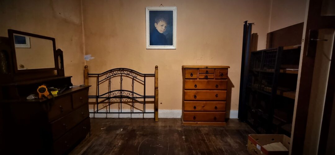 Crying Boy painting collected from Dunedin –  A tragic case