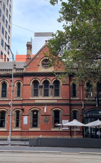 Old Royal Melbourne Hotel – Melbourne