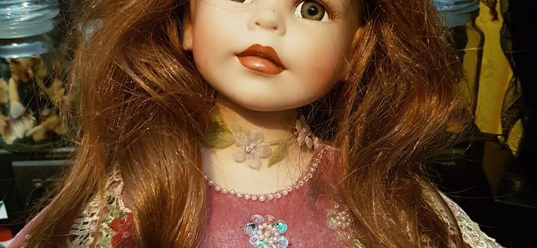 New chatty haunted family member arrived!