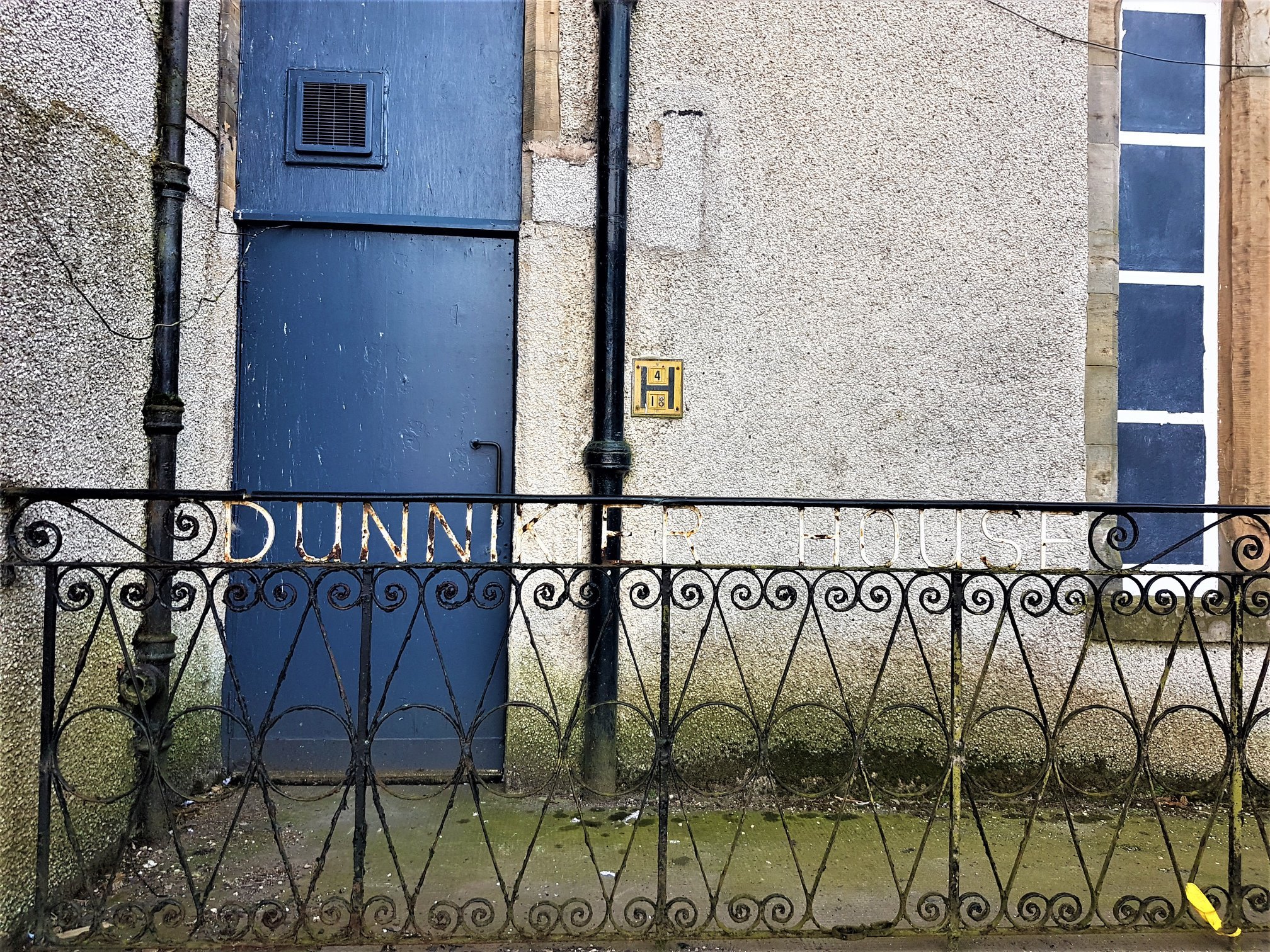 Oswald house (Formally Dunnikier House) Kirkcaldy, Scotland Paranormal NZ