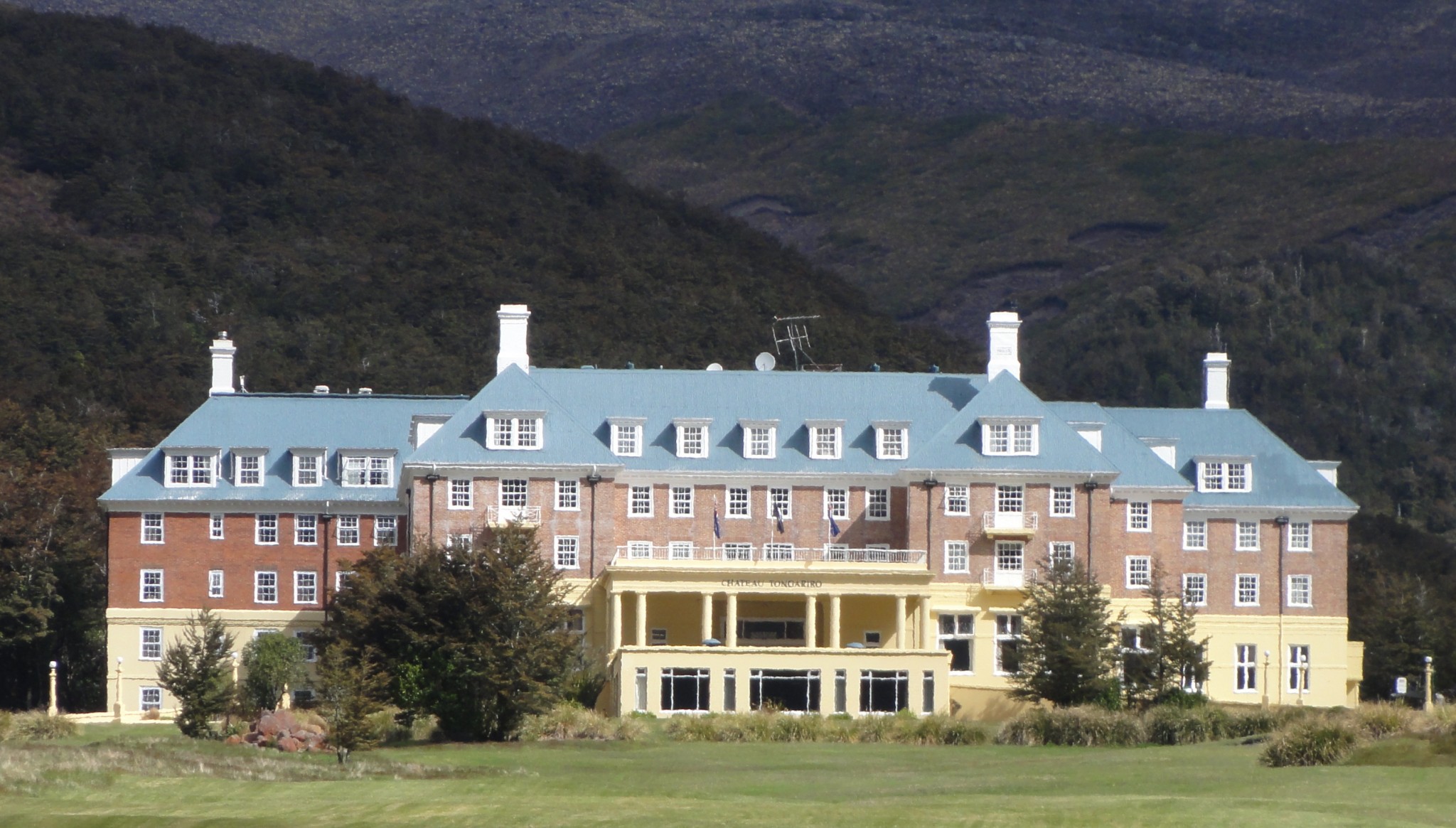 Grand Chateau Tongariro Hotel