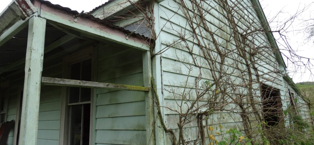 Abandoned House – Huntly