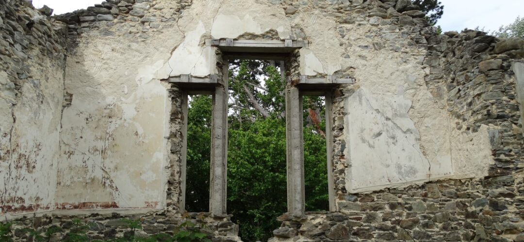 St Bathans School ruins return visit – Photo Gallery