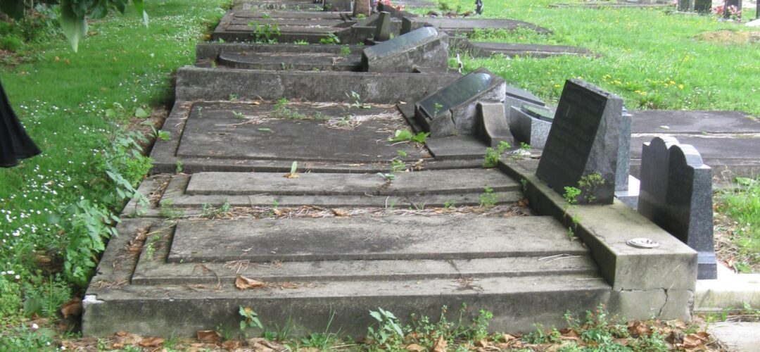Miranda Cemetery – Miranda Road, Mangatawhiri.